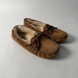 UGG Women's Dakota Wool Lined Tie Slippers